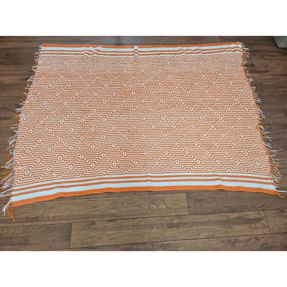 Vintage Hand Crocheted Afghan Blanket Throw‎ Orange White 74 x 54